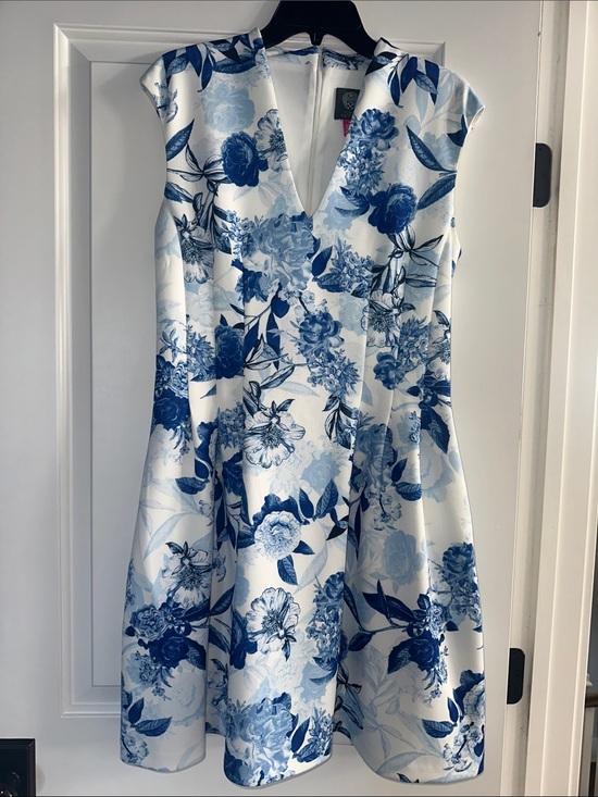 Vince Camuto Dresses & Skirts - Vince Camuto White Midi Dress with Blue Floral Print